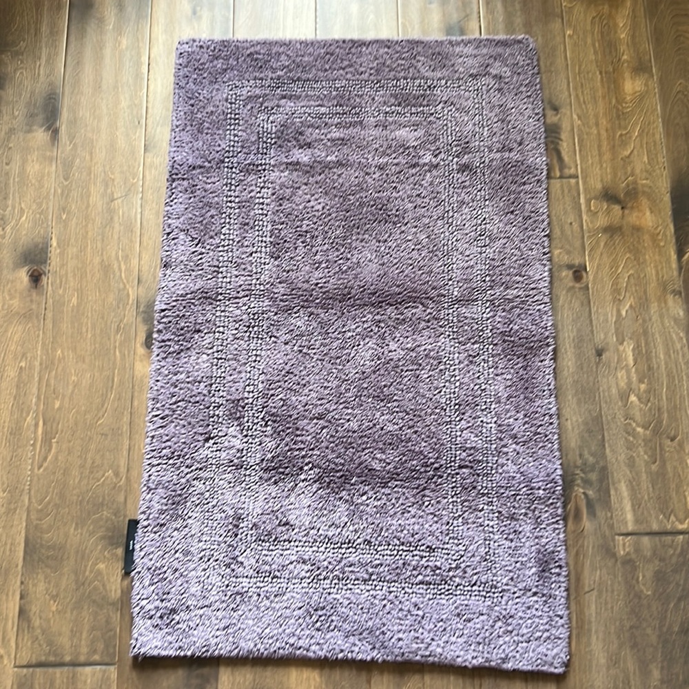 TAHARI Home Cotton Bathroom Rug